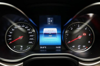 メルセデスベンツ Vクラス 2022年ﾓﾃﾞﾙ V220d RHD ｴｸｼｸﾙｰｼﾌﾞ ﾛﾝｸﾞﾌﾟﾗﾁﾅｽｽｲｰﾄ 18ｲﾝﾁAW ｵﾌﾞｼﾃﾞｨｱﾝﾌﾞﾗｯｸの中古車