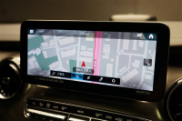 メルセデスベンツ Vクラス 2022年ﾓﾃﾞﾙ V220d RHD ｴｸｼｸﾙｰｼﾌﾞ ﾛﾝｸﾞﾌﾟﾗﾁﾅｽｽｲｰﾄ 18ｲﾝﾁAW ｵﾌﾞｼﾃﾞｨｱﾝﾌﾞﾗｯｸの中古車