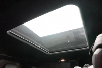 メルセデスベンツ Vクラス 2024年ﾓﾃﾞﾙ V220d RHDｴｸｽｸﾙｰｼﾌﾞLﾌﾟﾗﾁﾅｽｲｰﾄ 18ｲﾝﾁAW ﾛｯｸｸﾘｽﾀﾙﾎﾜｲﾄの中古車