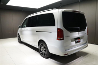 メルセデスベンツ Vクラス 2024年ﾓﾃﾞﾙ V220d RHDｴｸｽｸﾙｰｼﾌﾞLﾌﾟﾗﾁﾅｽｲｰﾄ 18ｲﾝﾁAW ﾛｯｸｸﾘｽﾀﾙﾎﾜｲﾄの中古車