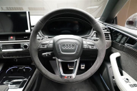 アウディ RS5 2021年ﾓﾃﾞﾙ RS5 RHD 20ｲﾝﾁAW ｸﾞﾚｲｼｱﾎﾜｲﾄﾒﾀﾘｯｸの中古車