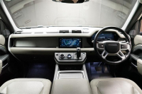 ランドローバー ディフェンダー 2020年ﾓﾃﾞﾙ ﾃﾞｨﾌｪﾝﾀﾞｰ RHD 110 S 2.0L P300 4WD PANGEA GREENの中古車