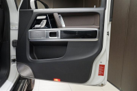 メルセデスベンツ Gクラス 2022年ﾓﾃﾞﾙ G400d RHD AMGﾗｲﾝ ﾏﾇﾌｧｸﾄｩｰｱP 20ｲﾝﾁAW ﾎﾞﾃﾞｨ同色ｽﾍﾟｱﾀｲﾔｶﾊﾞｰ ｵﾊﾟﾘｽﾎﾜｲﾄの中古車