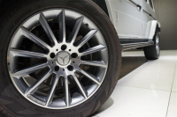 メルセデスベンツ Gクラス 2022年ﾓﾃﾞﾙ G400d RHD AMGﾗｲﾝ ﾏﾇﾌｧｸﾄｩｰｱP 20ｲﾝﾁAW ﾎﾞﾃﾞｨ同色ｽﾍﾟｱﾀｲﾔｶﾊﾞｰ ｵﾊﾟﾘｽﾎﾜｲﾄの中古車