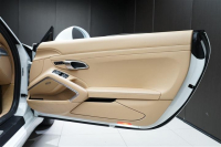 ポルシェ 911(Type991.2) 2016年ﾓﾃﾞﾙ 911ｶﾚﾗS RHD PDK 20ｲﾝﾁAW ﾎﾜｲﾄの中古車