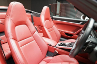 ポルシェ 911(Type992) 2020年ﾓﾃﾞﾙ  ｶﾚﾗ ｶﾌﾞﾘｵﾚ RHD ｽﾎﾟｰﾂｸﾛﾉPKG ｽﾎﾟｰﾂｴｸﾞｿﾞｰｽﾄ ｼｰﾄﾋｰﾀｰ&ﾍﾞﾝﾁﾚｰﾀｰ ﾎﾜｲﾄの中古車