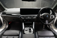 BMW 2シリーズ 2022年式　220i Mスポーツ　RHD　ファストトラックPKG　コンフォートPKG　Mスポーツ・シートPKG　19インチAW　　の中古車