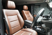 メルセデスベンツ Gクラス 2017年モデル G350d RHD ラグジュアリーP 20インチAW オブシディアンブラックの中古車