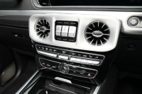 メルセデスベンツ Gクラス 2023年モデル G400d RHD AMGライン マヌファクトゥーアP 20インチAW オパリスホワイトの中古車