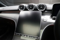 メルセデスベンツ Cクラス 2022年モデル C200 4マチック アバンギャルド ベーシックPKG AMGラインPKG レザーエクスクルーシブPKG RHD オパリスホワイトの中古車