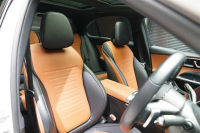 メルセデスベンツ Cクラス 2022年モデル C200 4マチック アバンギャルド ベーシックPKG AMGラインPKG レザーエクスクルーシブPKG RHD オパリスホワイトの中古車