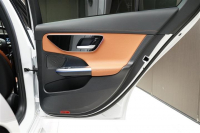 メルセデスベンツ Cクラス 2022年モデル C200 4マチック アバンギャルド ベーシックPKG AMGラインPKG レザーエクスクルーシブPKG RHD オパリスホワイトの中古車