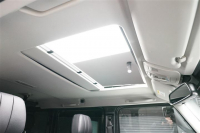 メルセデスベンツ Gクラス 2018年モデルG350d RHD ラグジュアリーP 18インチAW ポーラーホワイトの中古車