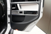 メルセデスベンツ 新規車種 マヌファクトゥーアP　RHDの中古車