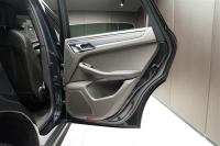 ポルシェ マカン 2019年モデル マカン RHD PDK 4WD 19インチAW ヴァルカノグレーメタリックの中古車