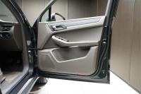 ポルシェ マカン 2019年モデル マカン RHD PDK 4WD 19インチAW ヴァルカノグレーメタリックの中古車