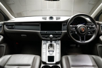 ポルシェ マカン 2019年モデル マカン RHD PDK 4WD 19インチAW ヴァルカノグレーメタリックの中古車