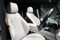 メルセデスベンツ 新規車種 マヌファクトゥーアP+　RHDの中古車