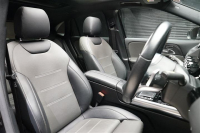 メルセデスベンツ 新規車種 AMGライン　RHD 4マチックの中古車